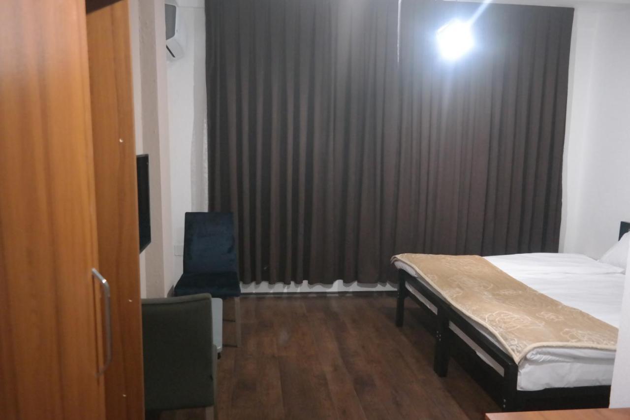 Villa Family 库马诺沃 外观 照片